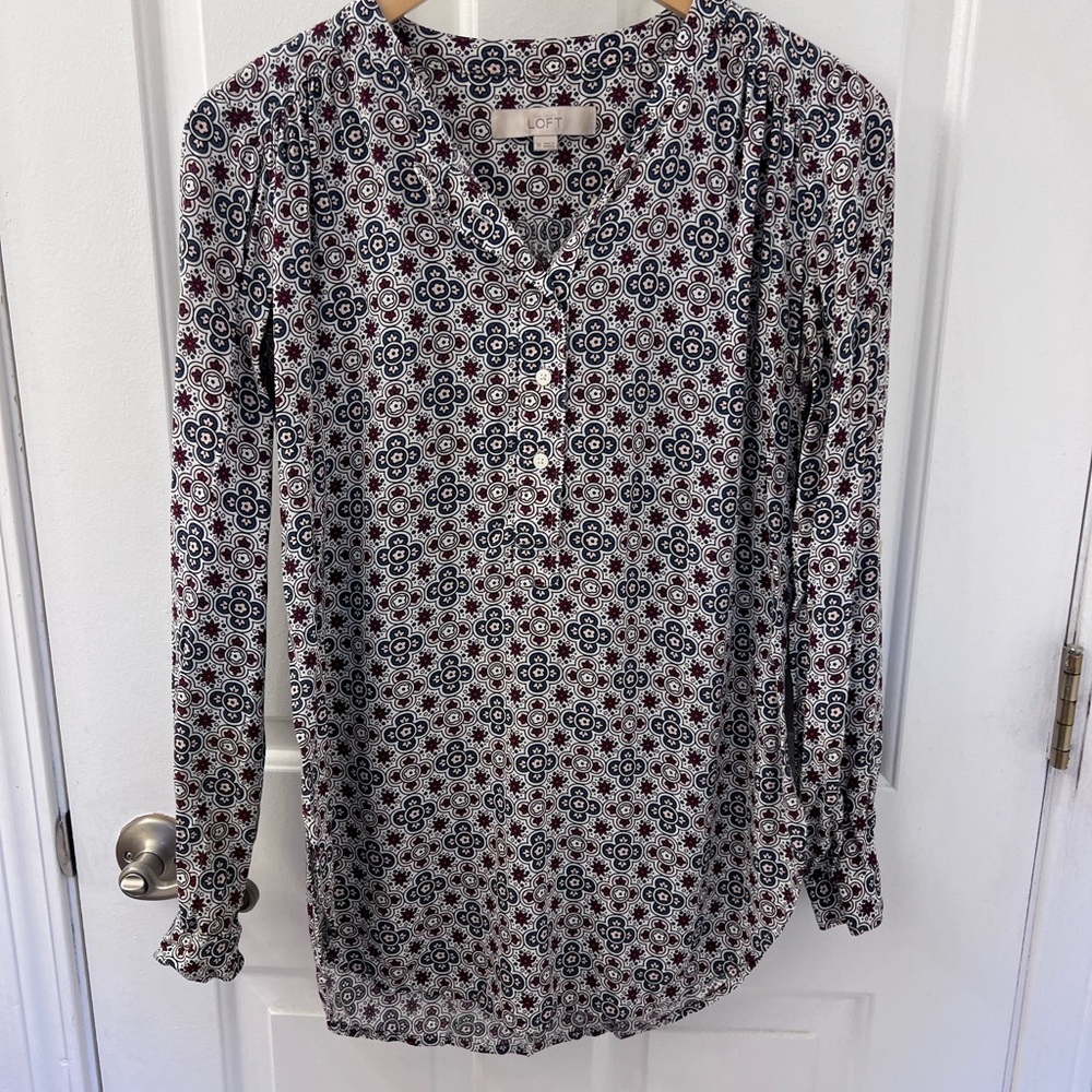 LOFT Women's Blouse with Red and Blue Pattern